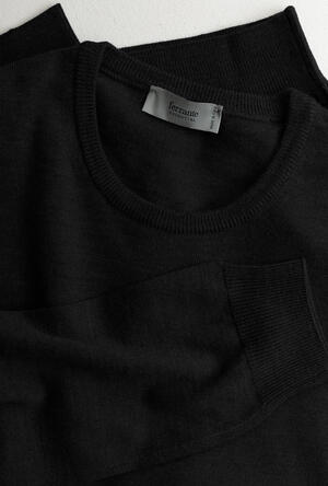 Girocollo in lana pettinata ESSENTIAL - Ferrante | img vers.300x/