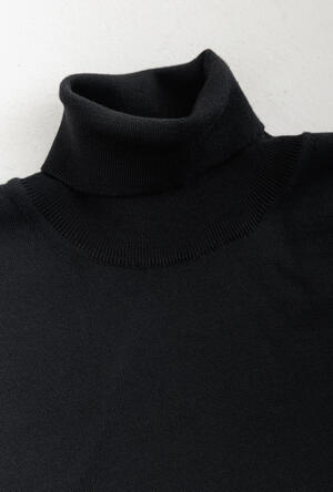 Brushed pure wool turtleneck ESSENTIAL - Ferrante | img vers.300x/