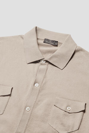 Camicia in maglia con tasche a toppa MAIN - Ferrante | img vers.300x/