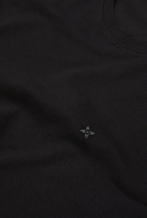 Elastic jersey T-shirt with embroidery ESSENTIAL - Ferrante | img vers.300x/