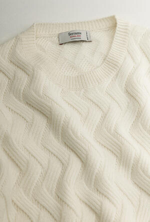 Girocollo con lavorazione in puro cashmere ROYAL RED - Ferrante | img vers.300x/