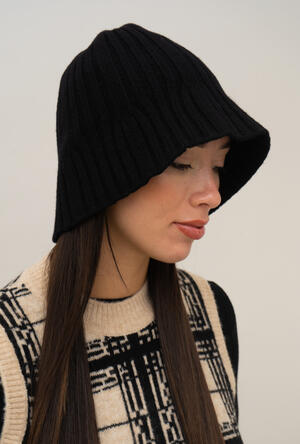 Cappello in pura lana MAIN - Ferrante | img vers.300x/