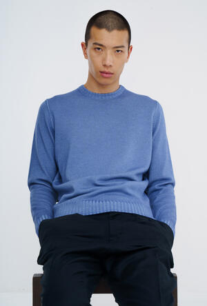 Garment-dyed wool crew neck ESSENTIAL - Ferrante | img vers.300x/