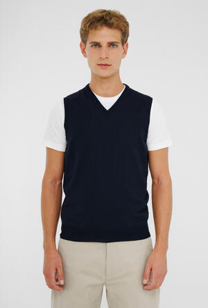 Gilet bottoni in lana pettinata ESSENTIAL - Ferrante | img vers.300x/