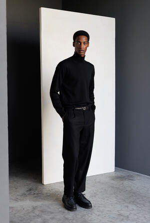 Brushed pure wool turtleneck ESSENTIAL - Ferrante | img vers.300x/