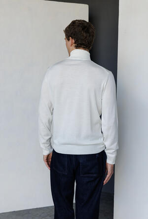 Brushed pure wool turtleneck ESSENTIAL - Ferrante | img vers.300x/