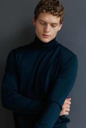 Brushed pure wool turtleneck ESSENTIAL - Ferrante | img vers.300x/
