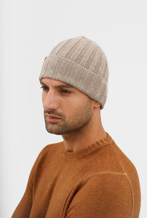 Ribbed hat in wool and cashmere blend Taupe
