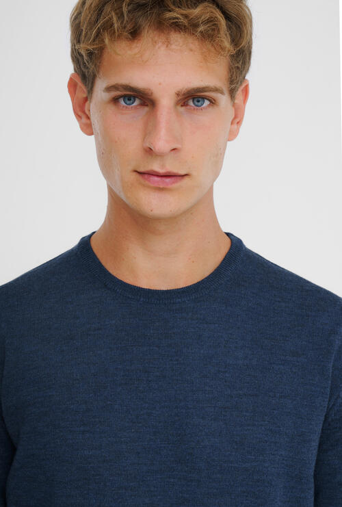 Worsted wool crew-neck Blue