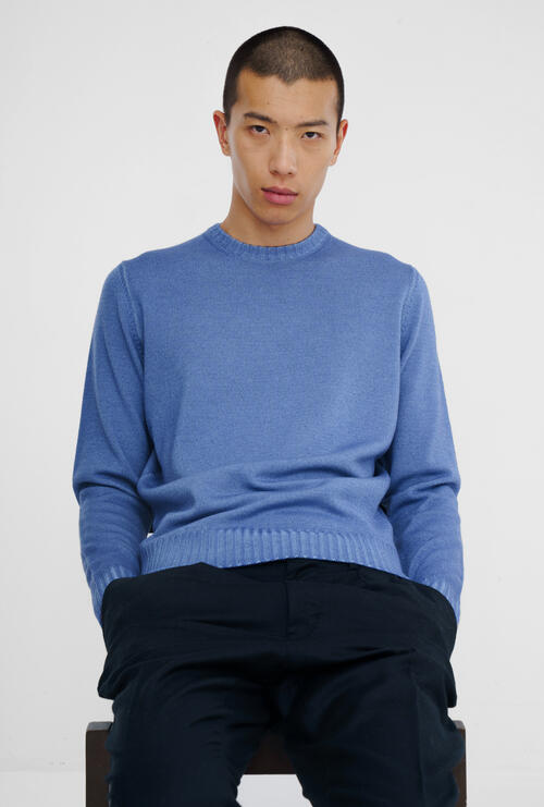 Garment-dyed wool crew neck Denim