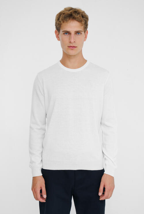 Worsted wool crew-neck White