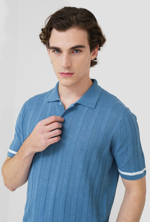 Polo in lino con lavorazione Celeste