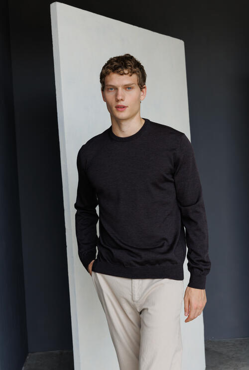 Worsted wool crew-neck Dark Brown
