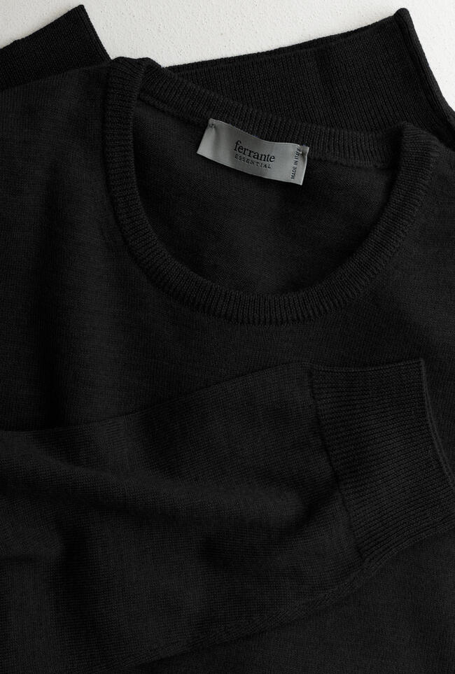 Girocollo in lana pettinata ESSENTIAL - Ferrante | img vers.1300x/