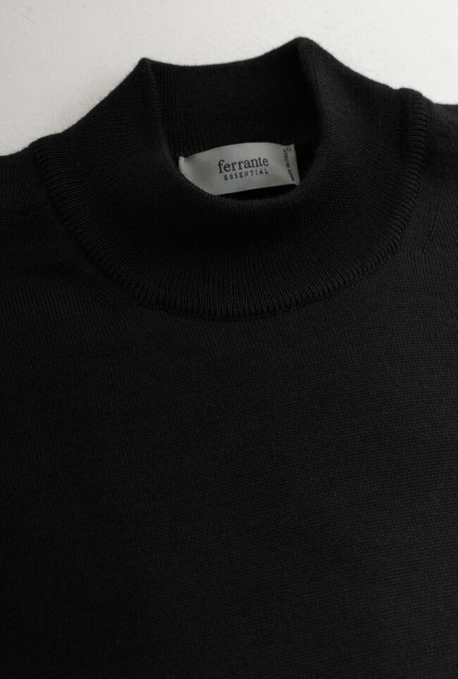 Mock neck in worsted wool ESSENTIAL - Ferrante | img vers.1300x/