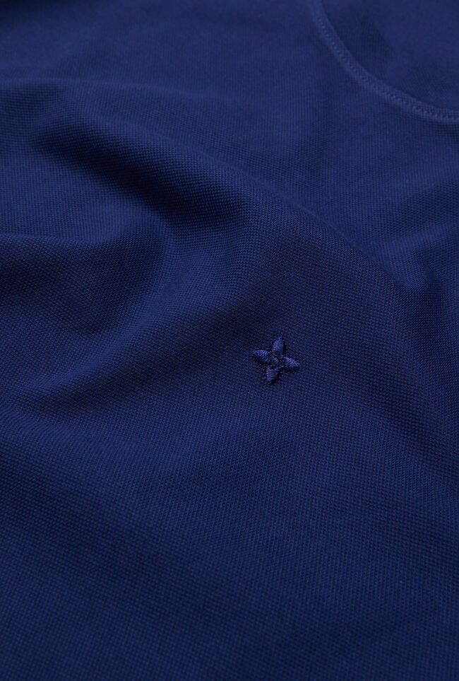 Elastic jersey T-shirt with embroidery ESSENTIAL - Ferrante | img vers.1300x/