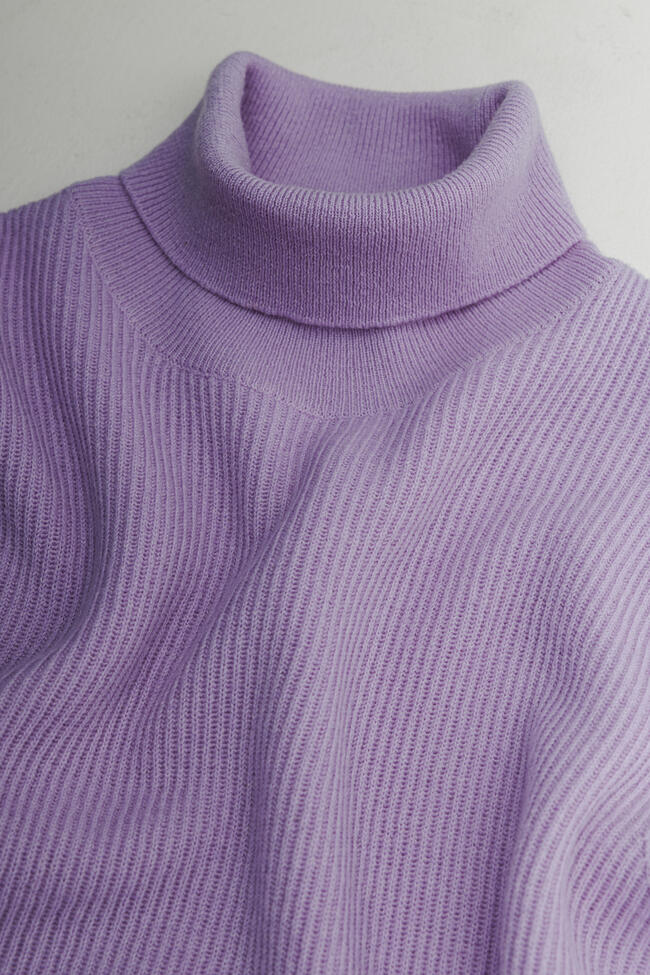 Dolcevita in maglia inglese lana e cashmere ROYAL RED - Ferrante | img vers.1300x/