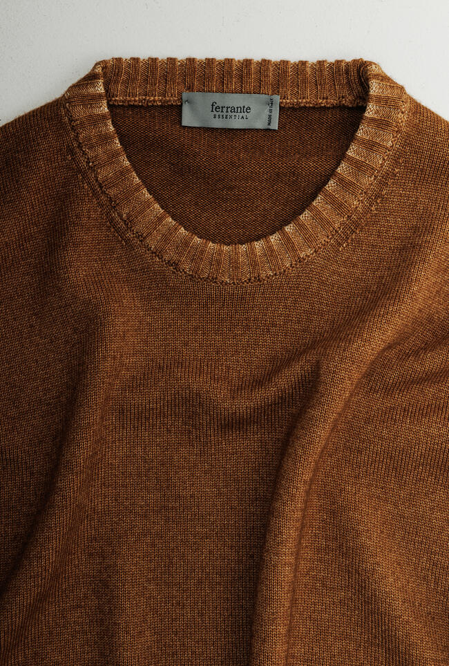 Girocollo in pura lana ESSENTIAL - Ferrante | img vers.1300x/