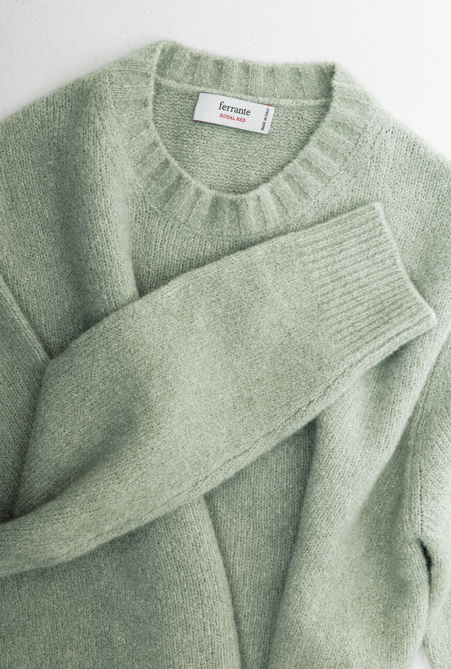 Cashmere blend bouclé crewneck ROYAL RED - Ferrante | img vers.1300x/