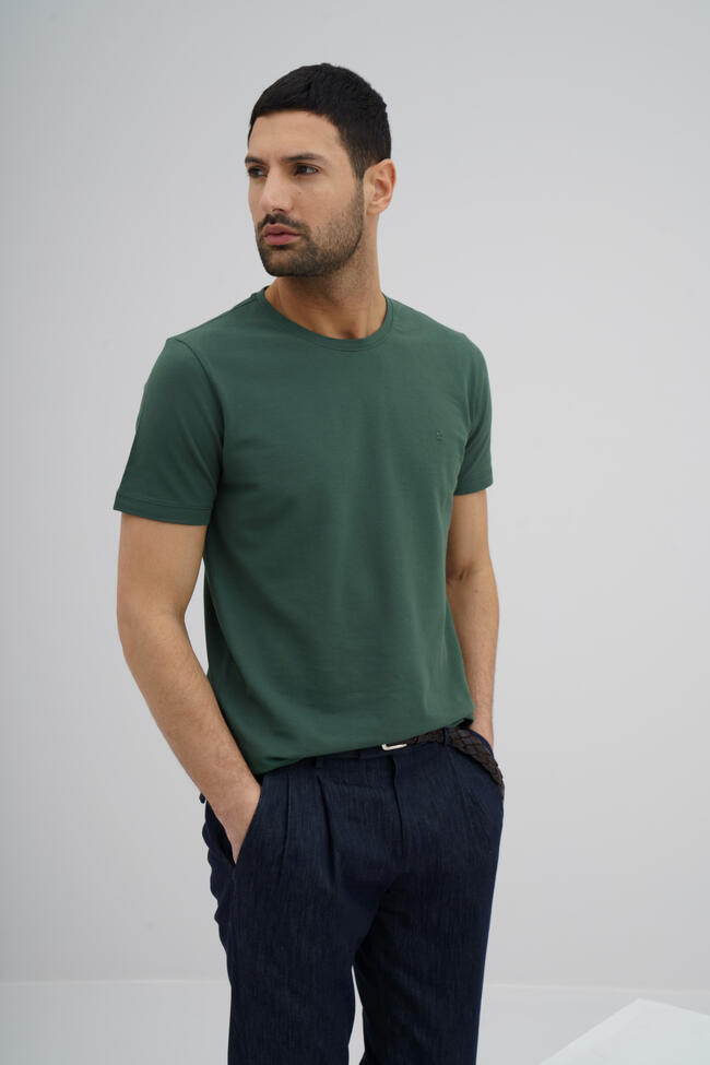 Elastic jersey T-shirt with embroidery ESSENTIAL - Ferrante | img vers.1300x/