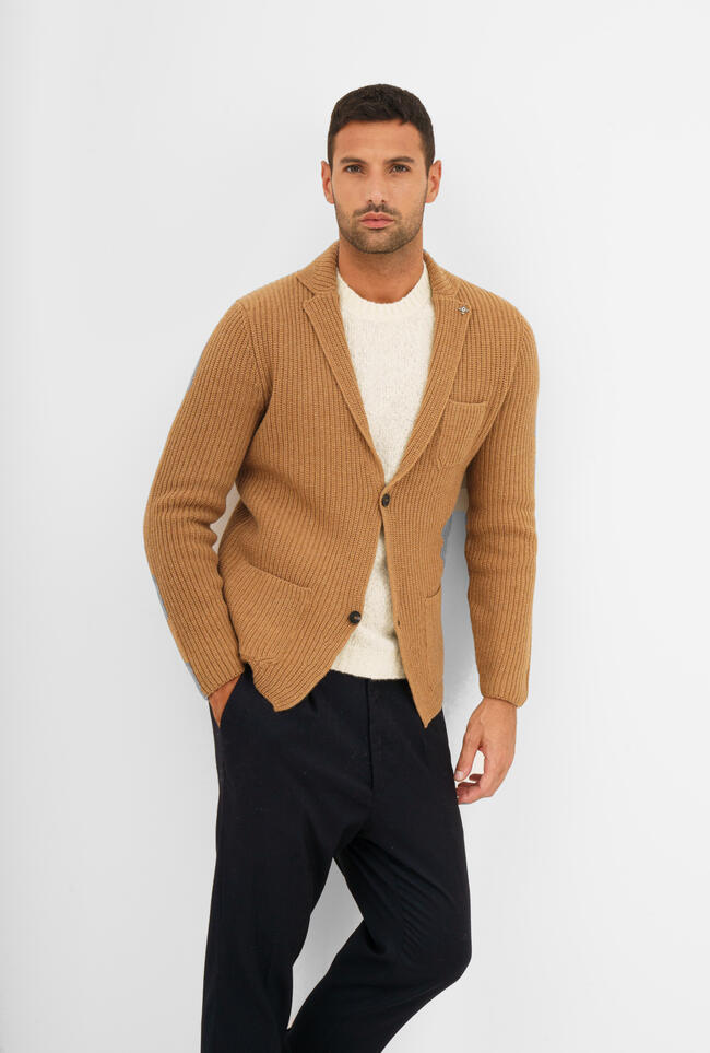 English knitted jacket MAIN - Ferrante | img vers.1300x/