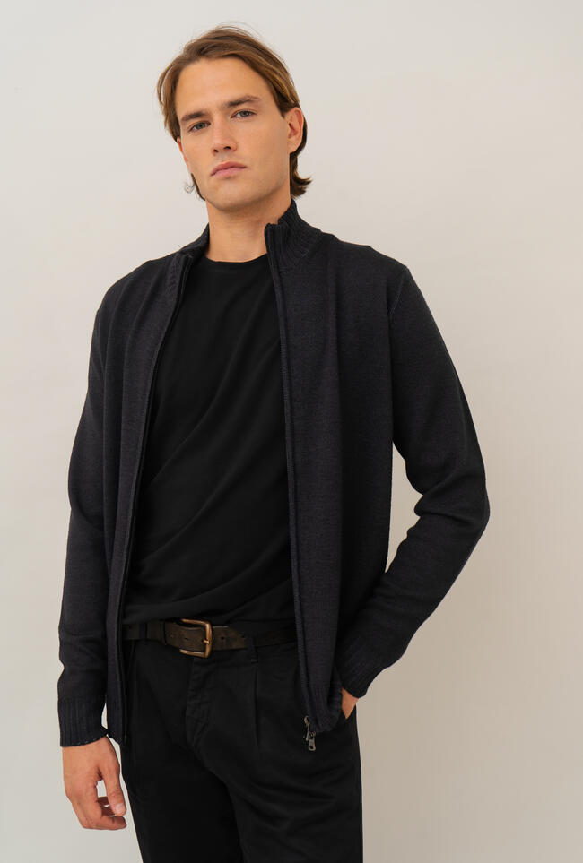 Full zip tinto in capo ESSENTIAL - Ferrante | img vers.1300x/