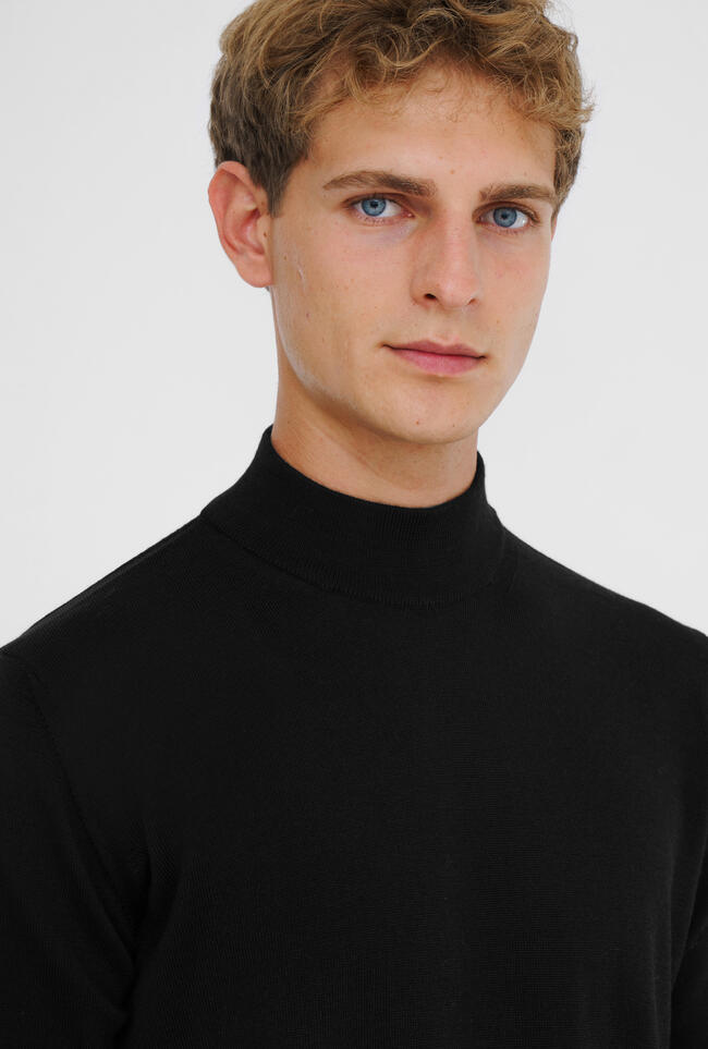Half-neck in worsted wool ESSENTIAL - Ferrante | img vers.1300x/