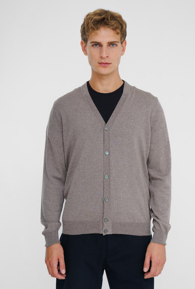 Cardigan in pura lana pettinata ESSENTIAL - Ferrante | img vers.1300x/