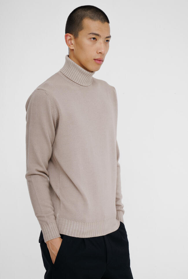 Garment-dyed wool turtleneck ESSENTIAL - Ferrante | img vers.1300x/