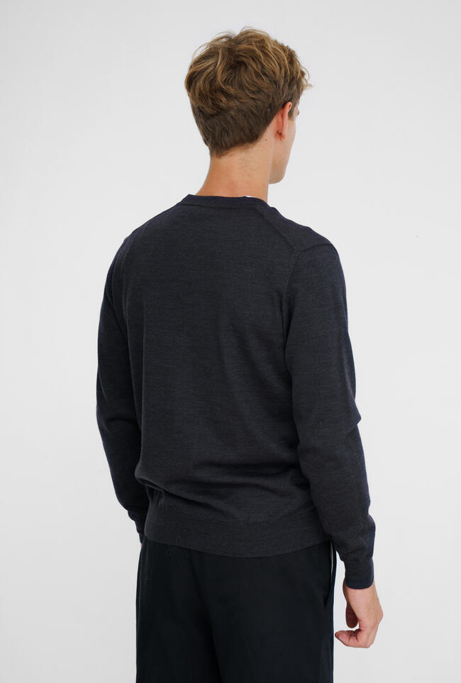 Cardigan in pura lana pettinata ESSENTIAL - Ferrante | img vers.1300x/