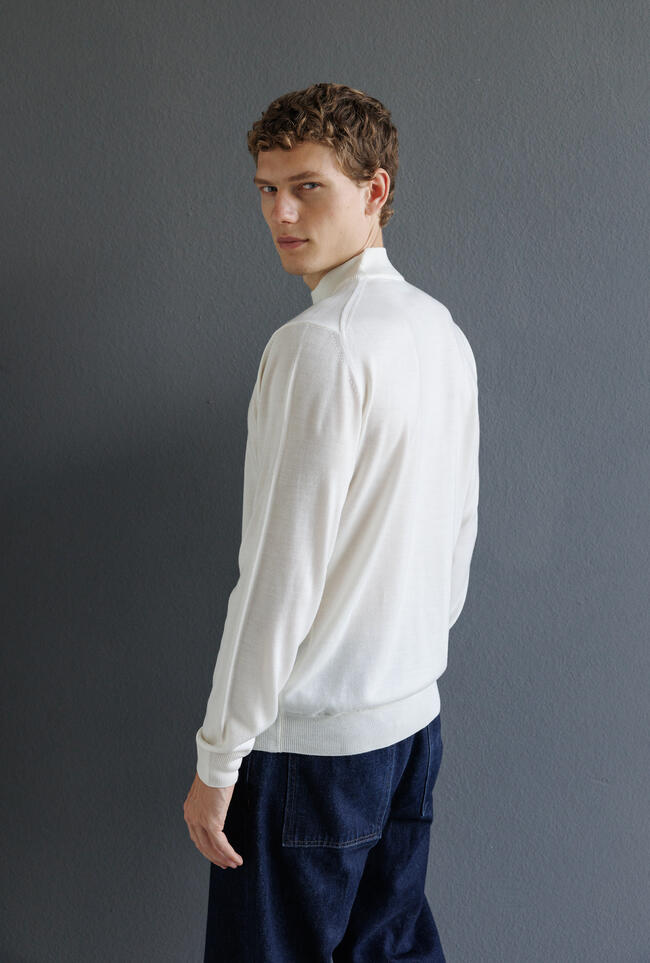 Mock neck in worsted wool ESSENTIAL - Ferrante | img vers.1300x/