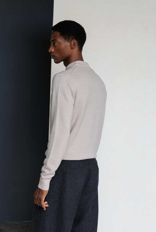 Mezzocollo in pura lana ESSENTIAL - Ferrante | img vers.1300x/