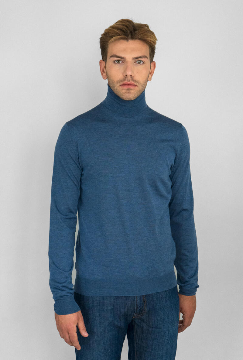 Uomo Dolcevita Cashmere Ultralight Blue | Maglie Falconeri · Nina Vlaovic